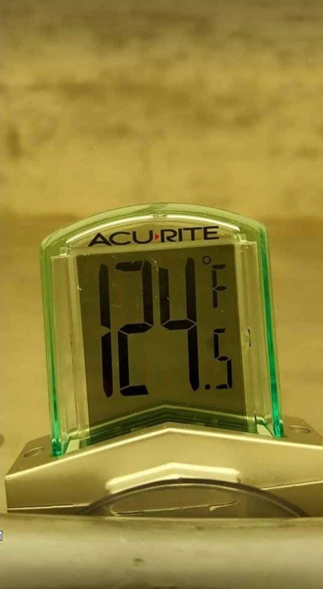 Image for article titled UPS drivers are collapsing from heat exhaustion—and bringing it to the bargaining table