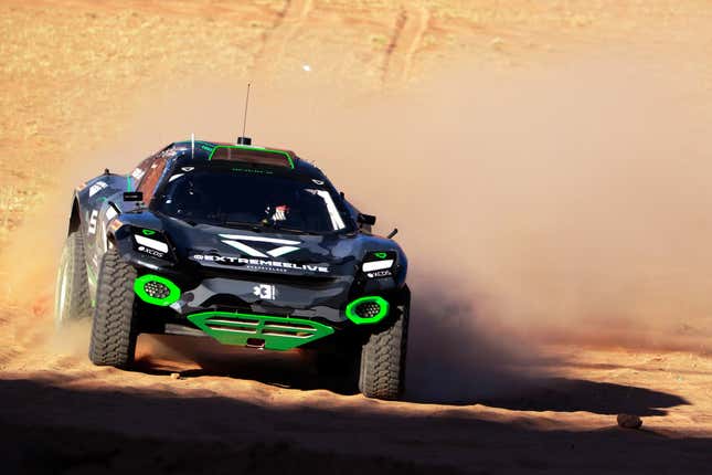 Image for article titled Jean-Eric Vergne And His Veloce Racing Team Are Taking Extreme E By Storm