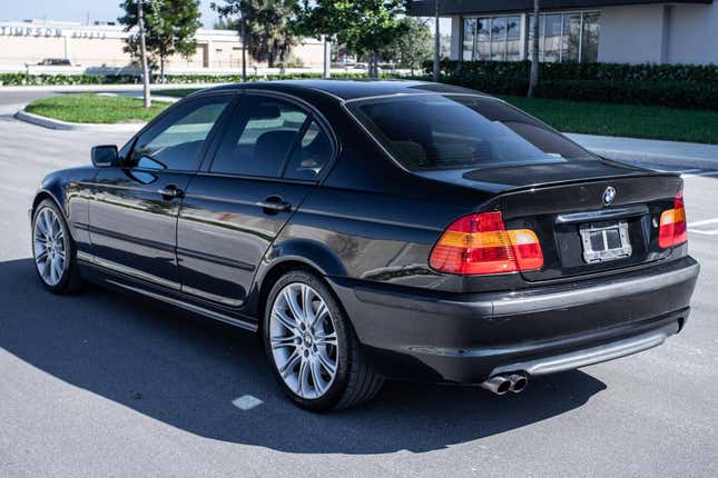 Image for article titled At $9,500, Is This 2003 BMW 330i ZHP a Bavarian Bargain?
