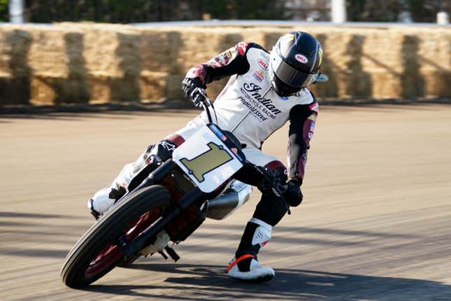 Image for article titled Racing Doesn't Get More Gnarly Than One Mile Flat Track Motorcycles