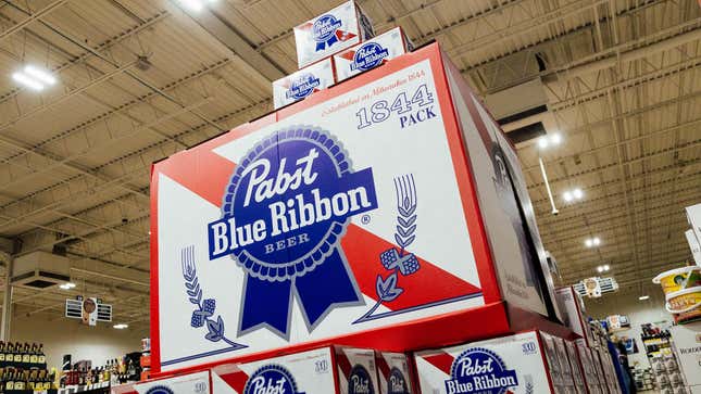 Image for article titled Pabst Blue Ribbon Practically Advertises Itself