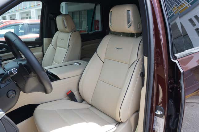 Image for article titled The 2023 Escalade Is Cadillac's Past and Present, But Not Its Future