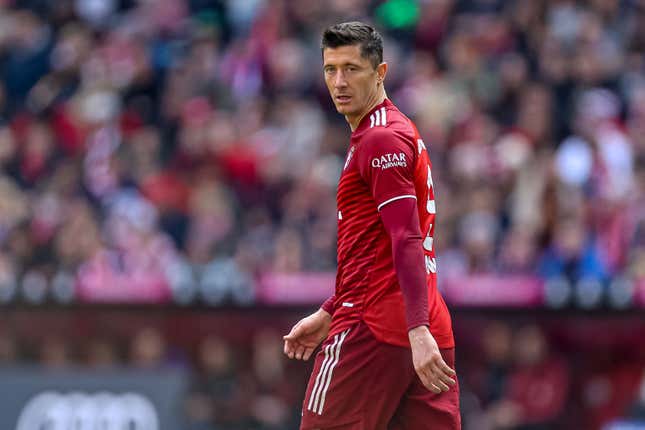 Should Barcelona be worried about Robert Lewandowski? - Barca