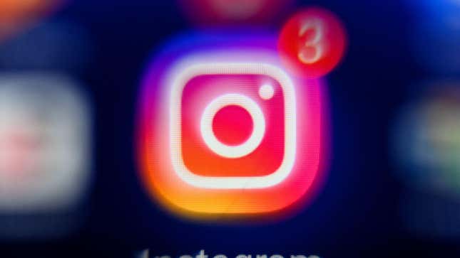 Instagram, Snapchat Addiction Led Teen to Suicide: Lawsuit