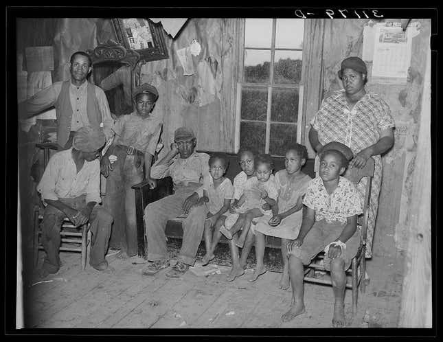 A family of Missouri sharecroppers in 1938