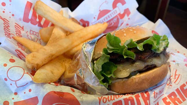 Image for article titled 10 of the Best Chain Restaurant Kids’ Menus (and Why They’re Great)