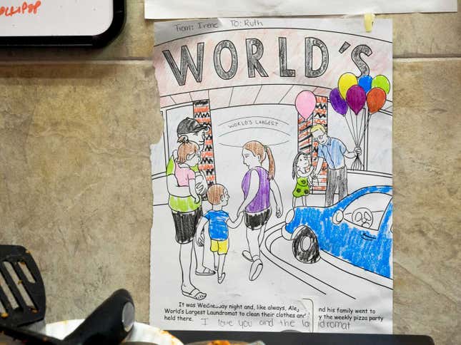Image for article titled The story of the world’s largest, most beloved laundromat