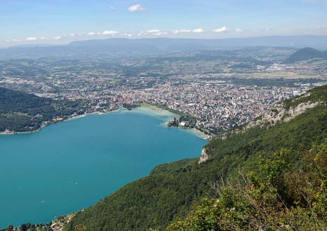 Annecy, the town where Carrefour got its start