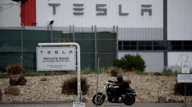 Image for article titled Tesla Being Sued By California For &#39;Racially Segregated Workplace&#39;