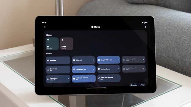 The smart home controls that are available from the Google Pixel Tablet's Hub Mode pictured on screen.