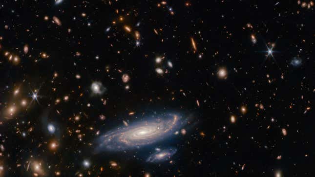 The distant spiral galaxy LEDA 2046648.