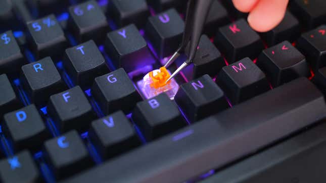 Image for article titled Razer&#39;s First Hot-swappable Keyboard Is Better Than I Expected