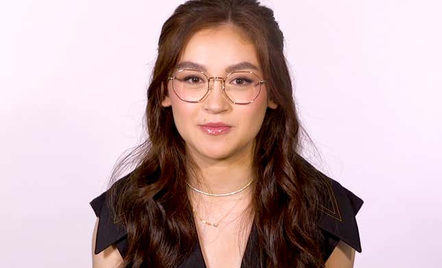 Anna Cathcart talks <i>XO, Kitty</i> and raps Ludacris' verse from "Baby"