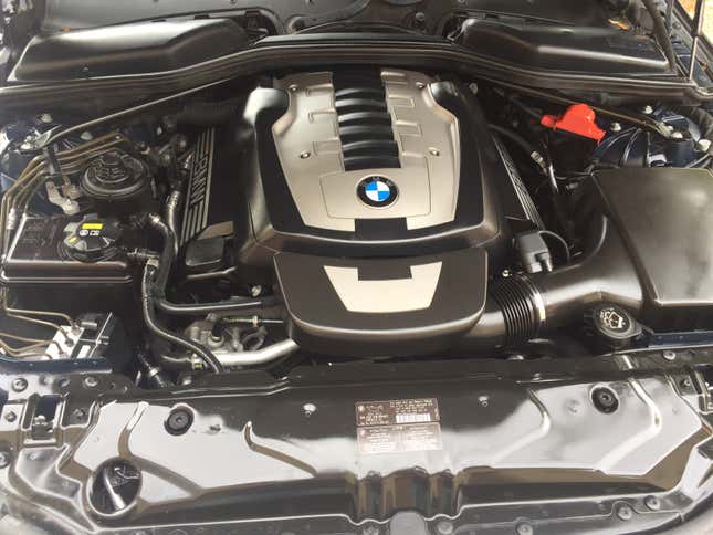 At $7,400, Is This 2007 BMW 550i A Six-Speed Steal?