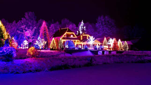 Image for article titled Use This Interactive Map to Find the Best Holiday Lights in Your Area