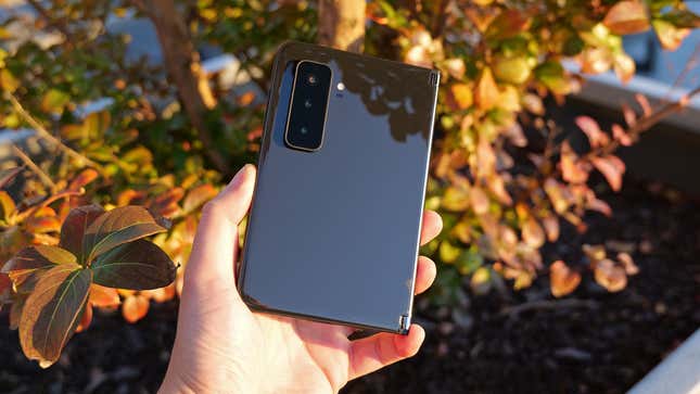 Imagen para el artículo titulado El Surface Duo 2 no es un buen teléfono
