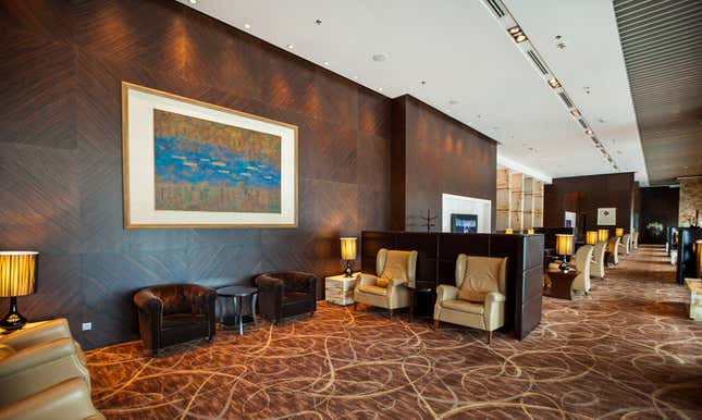 Image for article titled What it’s like to fly the $23,000 Singapore Airlines Suites class