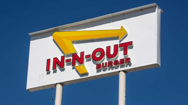 Image for article titled San Francisco In-N-Out that refused to comply with COVID-19 mandates is still serving indoor diners [Updated]