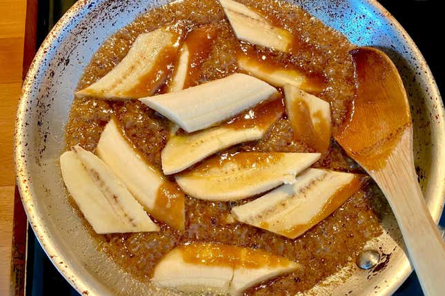 Image for article titled You Can Make This Bananas Foster In Just 10 Minutes