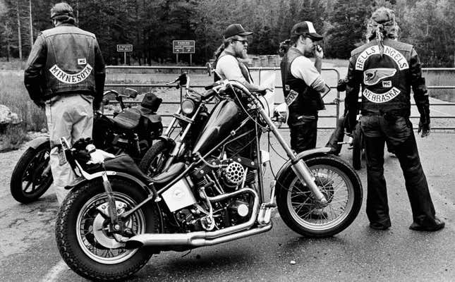 Unidentified members from various Hells Angels chapters await the opening of Officer’s Gulch, a U.S. Forest Service campground, Aug. 14, 1982, near San Francisco, Calif. (AP Photo/Seth Perlman)