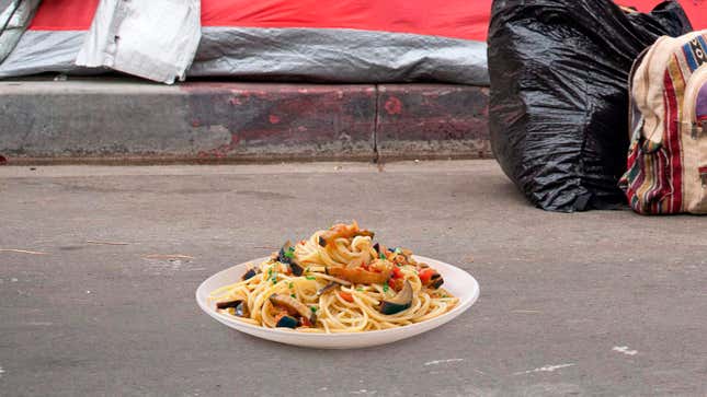 Image for article titled Los Angeles Warns Residents Not To Touch Poisoned Food Left Out To Deal With Homeless Infestation