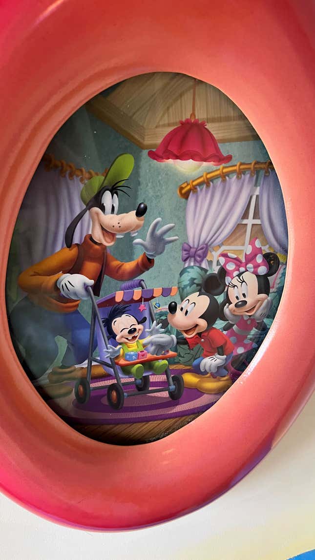 Image for article titled Disney’s Unsolved Mystery: Who Is Max Goof’s Mom?