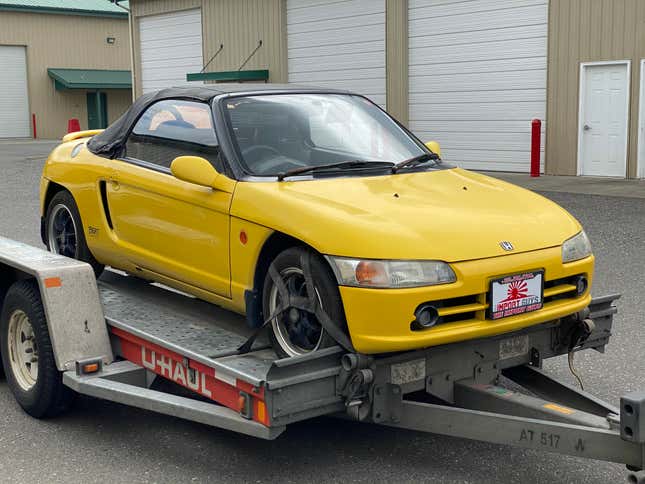 Image for article titled Importing This Honda Beat Is The Most Fun I’ve Ever Had Buying A Car
