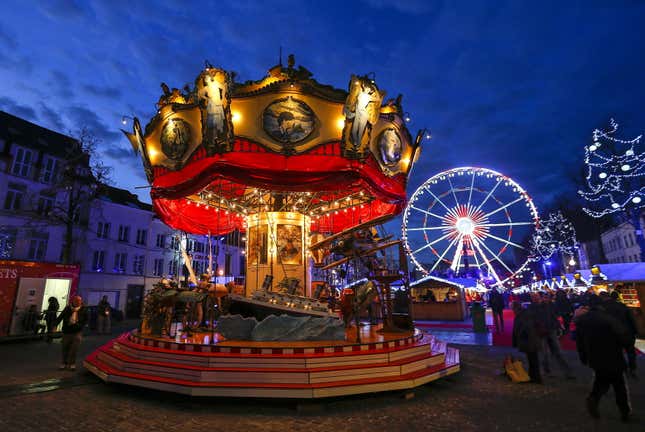Image for article titled Photos: See the world light up for the holidays