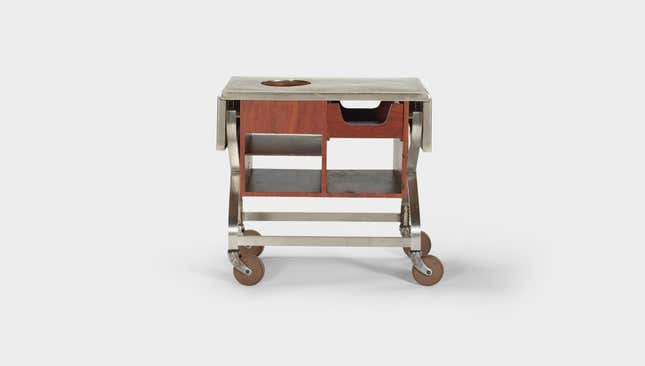 Image for article titled Photos: The most iconic midcentury modern dining room in the US is being auctioned off, piece by beautiful piece