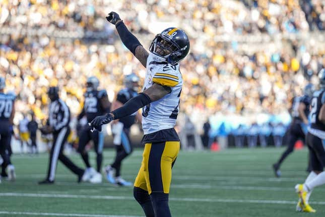 Dec 18, 2022; Charlotte, North Carolina, USA; Pittsburgh Steelers cornerback Cameron Sutton (20) looks back at fans after a red zone stop of the Carolina Panthers during the second half at Bank of America Stadium.
