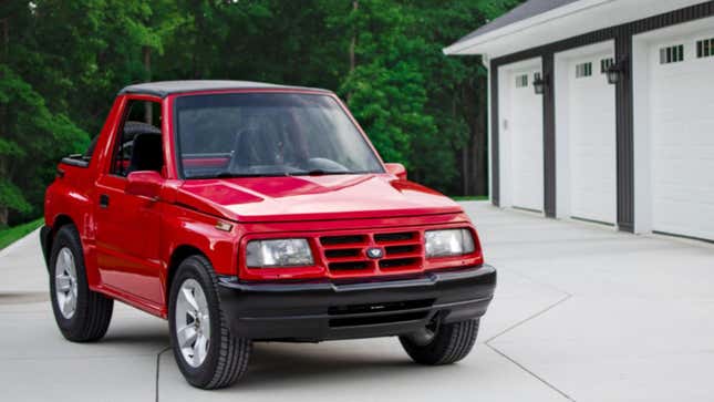 Image for article titled Someone Crammed A Chevy Camaro&#39;s 323-HP V6 Into A Geo Tracker