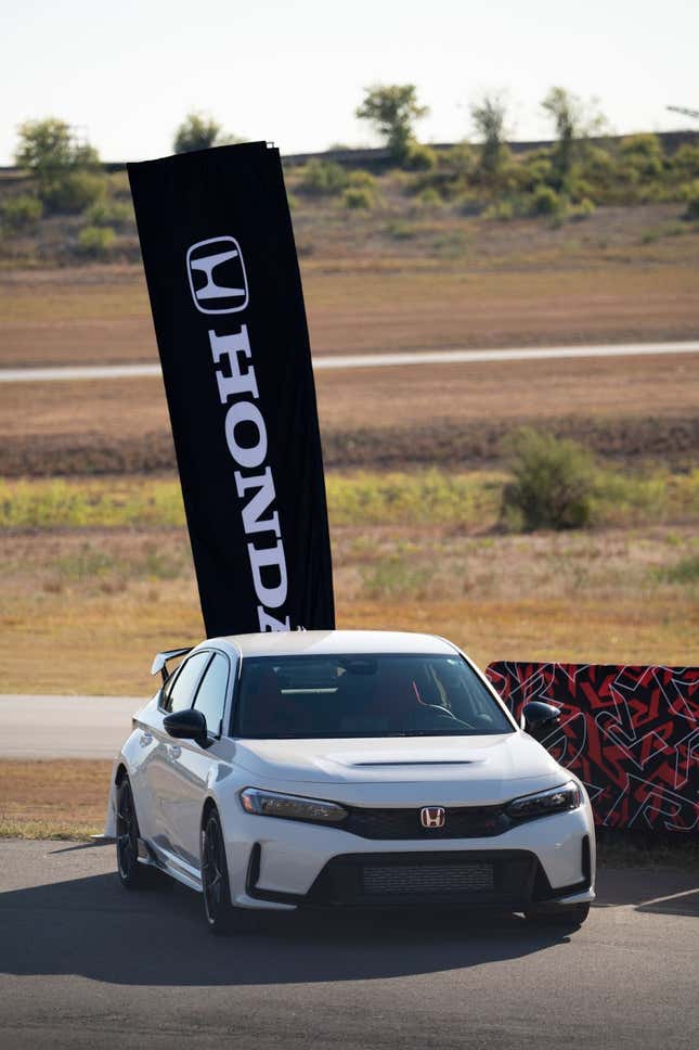 Image for article titled 2023 Honda Civic Type R: First Track Drive