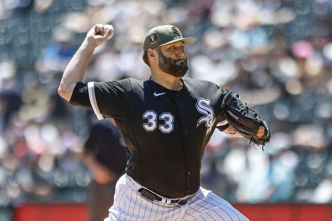 May 21, 2023; Chicago, Illinois, USA; Chicago White Sox starting pitcher Lance Lynn (33) pitches against the Kansas City Royals during the first inning at Guaranteed Rate Field.