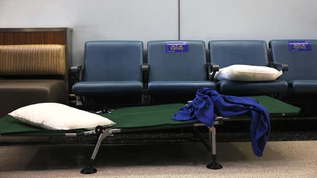 Image for article titled I Can&#39;t Believe I Never Thought Of This Ingenious Airport Pillow Hack