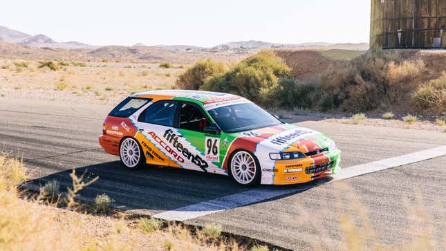 Image for article titled There's No Better Wagon Than A Throwback Race Wagon