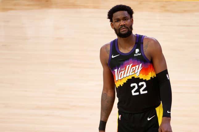 Image for article titled The NBA Isn’t Going to Do This to Chris Paul and 4 Other Wild Conspiracy Theories for the NBA Playoffs