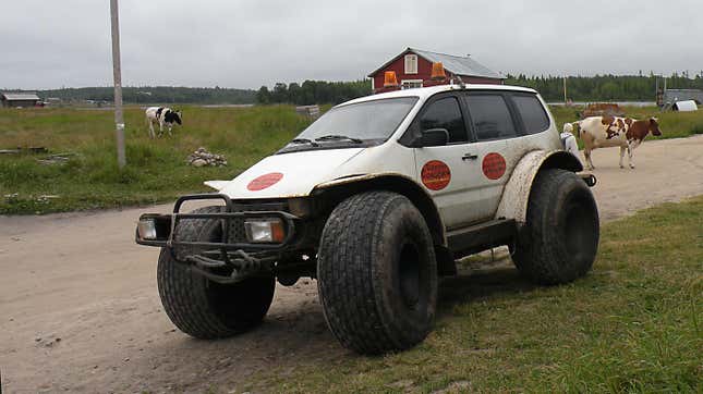 Image for article titled What Was Your Favorite Off-Road Experience?