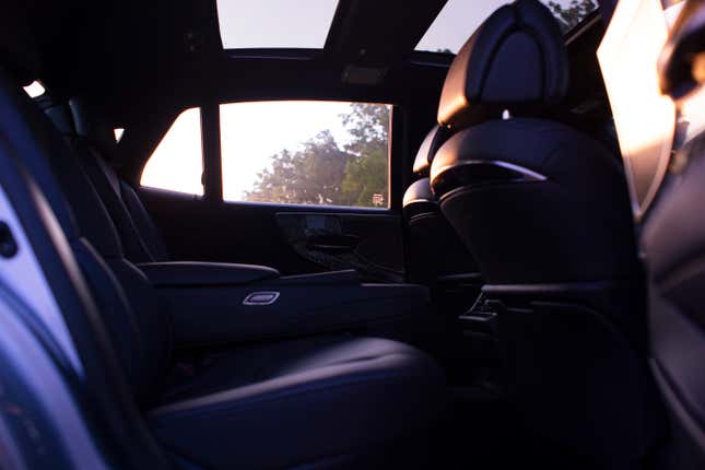 Image for article titled Here's How A $115,000 Lexus LS 500 Justifies Its Price