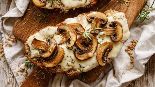 Image for article titled Hold the Fat While Cooking Mushrooms to Brown Them Better