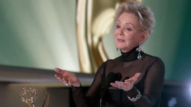Jean Smart accepting her Emmy in 2021