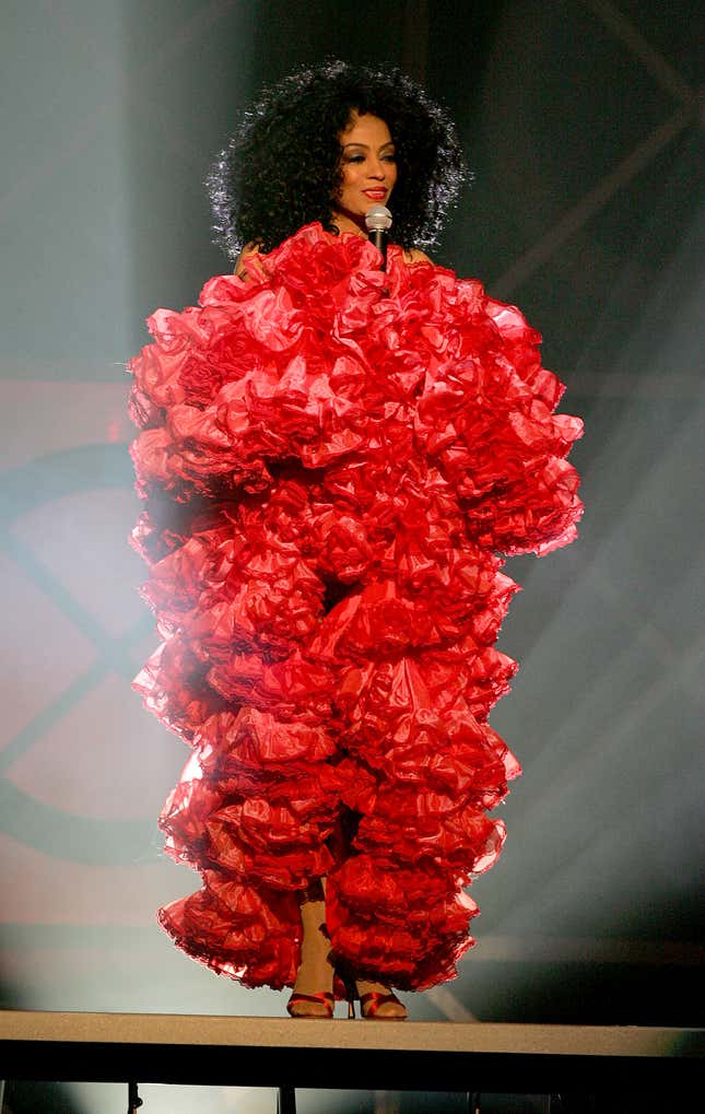 Image for article titled Diana Ross&#39;s Most Iconic Looks, in Honor of Her Return