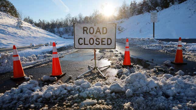 A road closed sign on Interstate 95 in Virginia