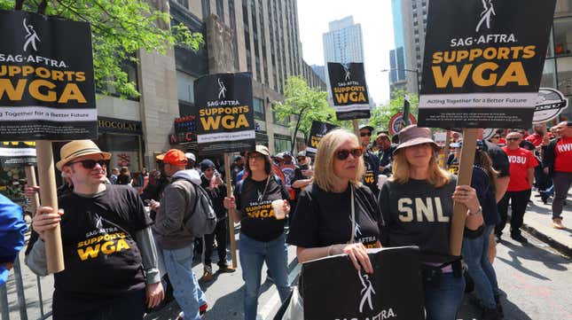 Image for article titled SAG-AFTRA Is Making Preparations to Strike