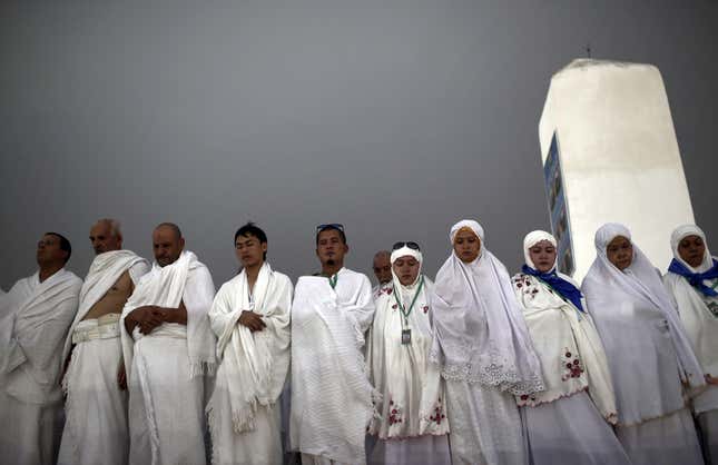 Image for article titled Hajj 2015: Millions gather in Mecca to worship, in stunning photos