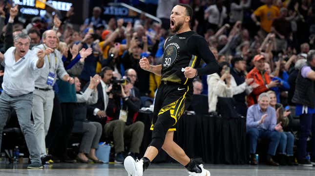 Steph Curry’s play hides some pretty serious flaws in the Warriors.