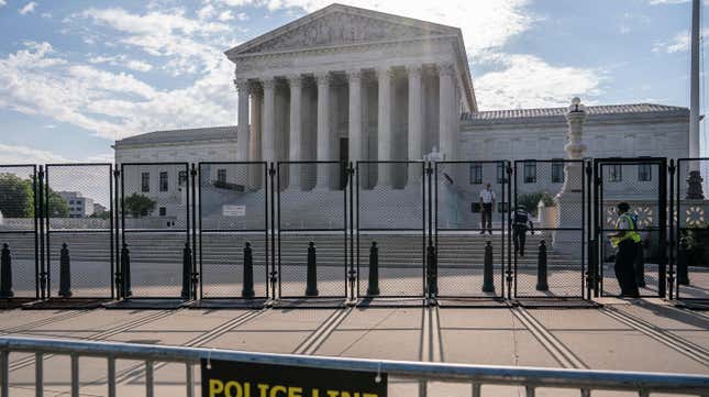 Image for article titled The Supreme Court Is Reportedly &#39;Imploding.&#39; Just in Time!