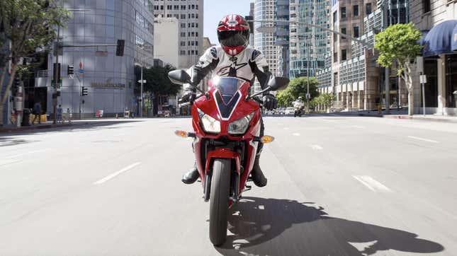 Image for article titled The Best New 2023 Motorcycles for Beginners on the U.S. Market