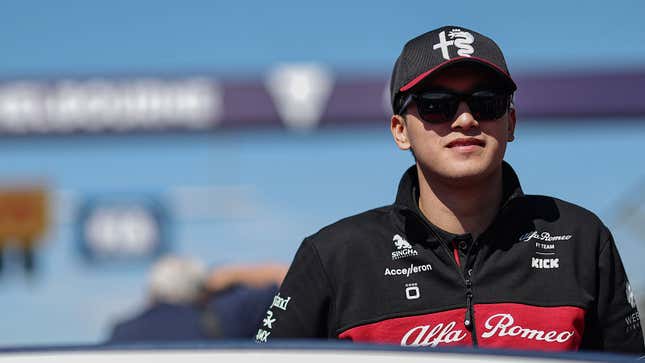 A photo of Zhou Guanyu in his Alfa Romeo kit in Australia. 