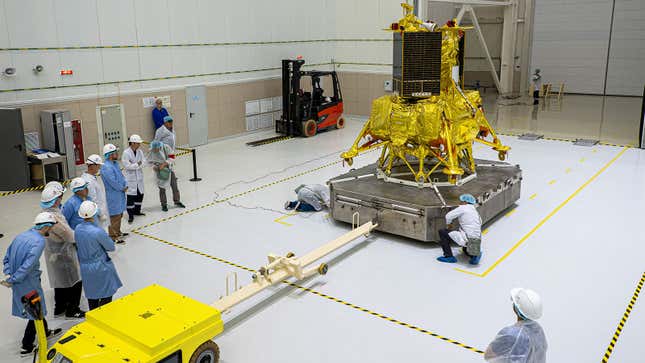 A photo of the Luna-25 probe in a scientific clean room. 