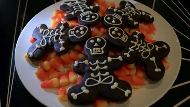 Image for article titled Skeleton Cookies Are the New Gingerbread